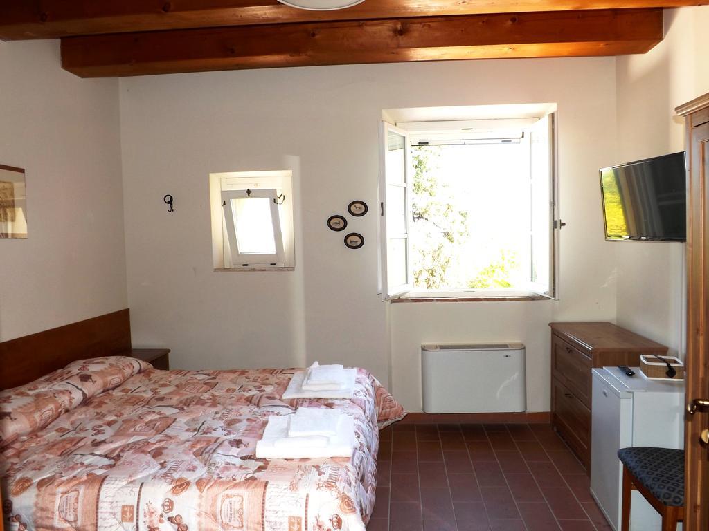 Tenuta Villa Colle Sereno モンテマルチャーノ エクステリア 写真