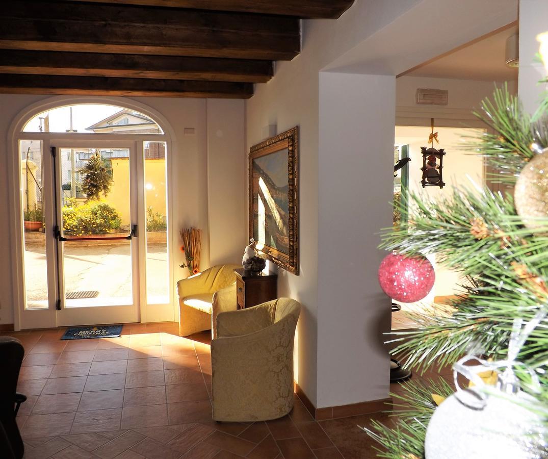 Tenuta Villa Colle Sereno モンテマルチャーノ エクステリア 写真