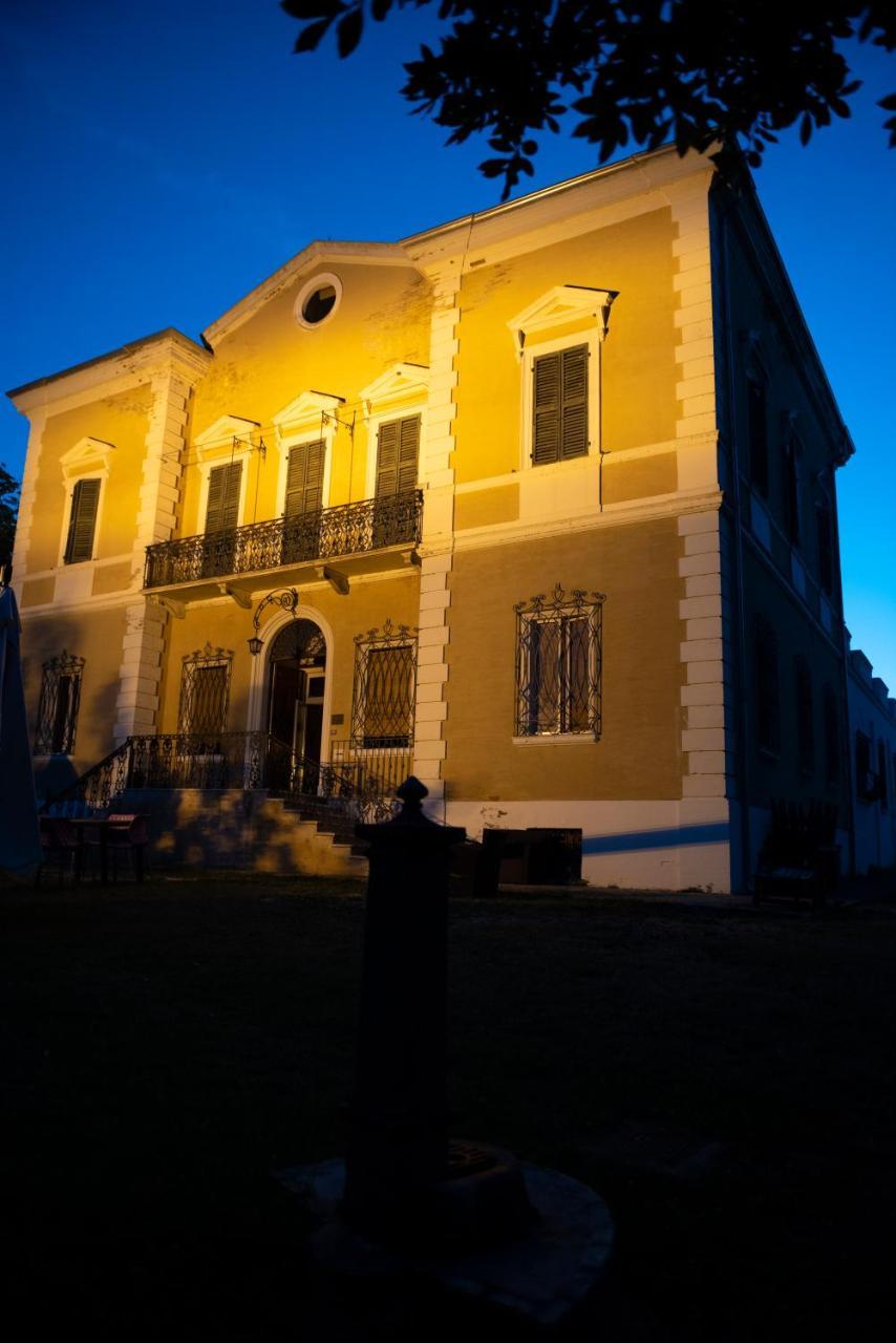 Tenuta Villa Colle Sereno モンテマルチャーノ エクステリア 写真